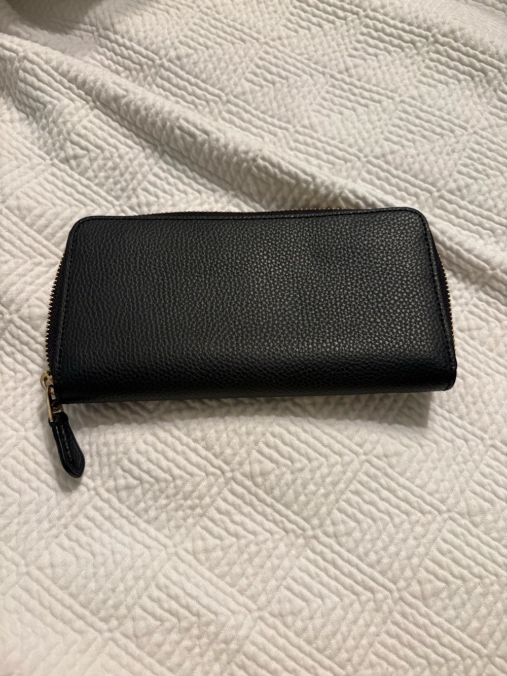 Coach Black Pebbled Leather Zip Wallet with Gold Hardware - Picture 2 of 5